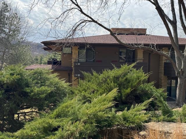view of side of property