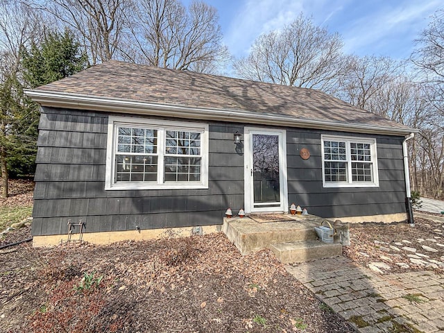 825 Post Rd, Brookfield, WI 53005 - view of front of house with a shingled roof