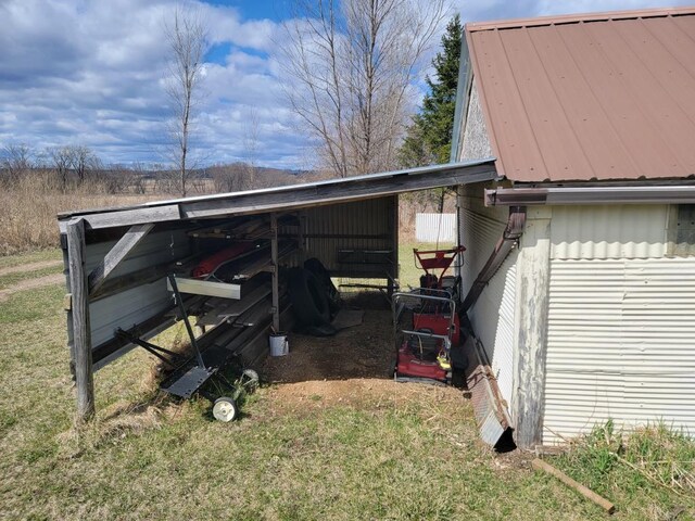 S5026 Greenfield Ln, Baraboo, WI 53913 - exterior space