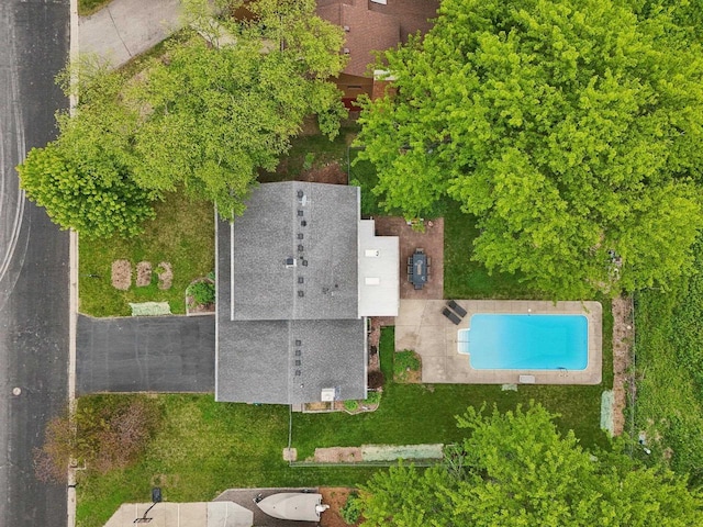 5407 Marsh Woods Dr, Mcfarland, WI 53558 - aerial view of a pool area