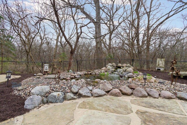 2555 W Deer Path Trl, Janesville, WI 53545 - view of yard featuring fence