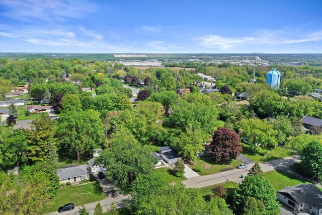 W160N9696 Colonial Dr, Germantown, WI 53022 - aerial view of property and surrounding area