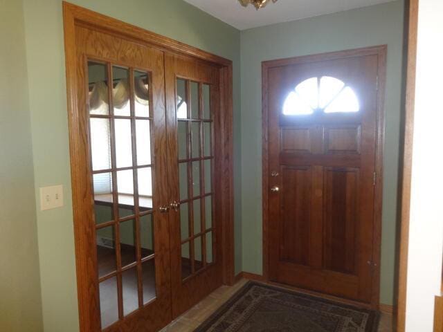 545 Skyhawk Ave, Campbellsport, WI 53010 - view of entryway