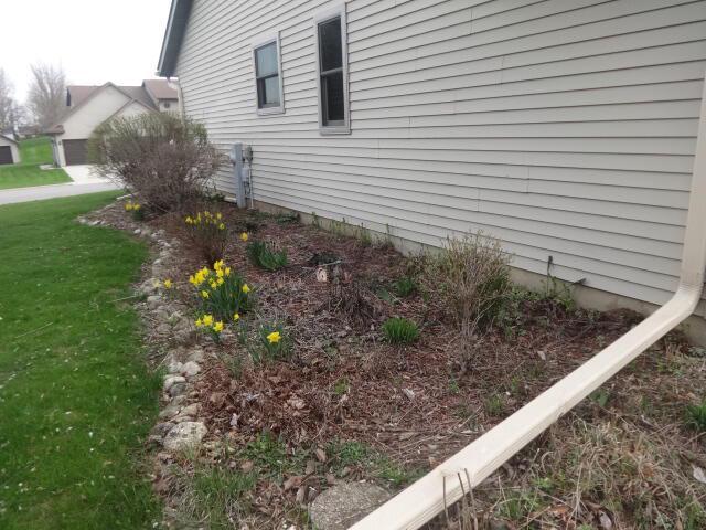 545 Skyhawk Ave, Campbellsport, WI 53010 - view of side of home