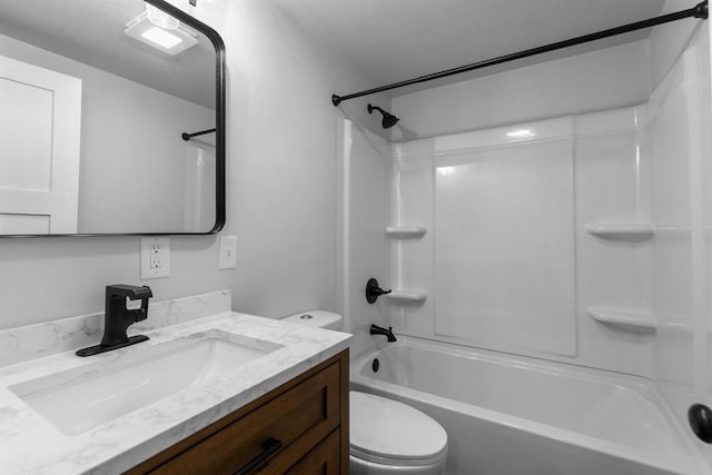N5599 Mill St, Shiocton, WI 54170 - full bath featuring toilet, vanity, and shower / tub combination