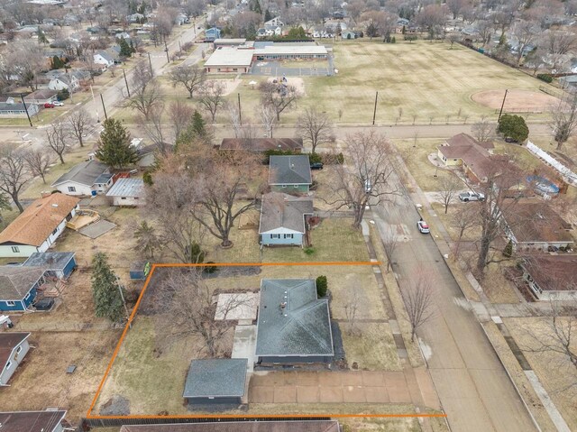 birds eye view of property featuring a residential view