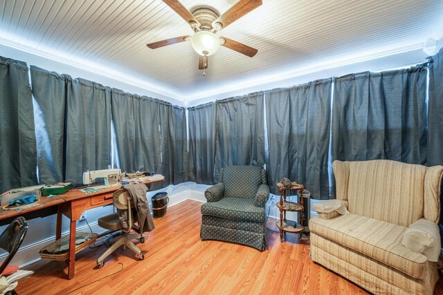 607 Jefferson Ave, Omro, WI 54963 - office space with wood finished floors and ceiling fan