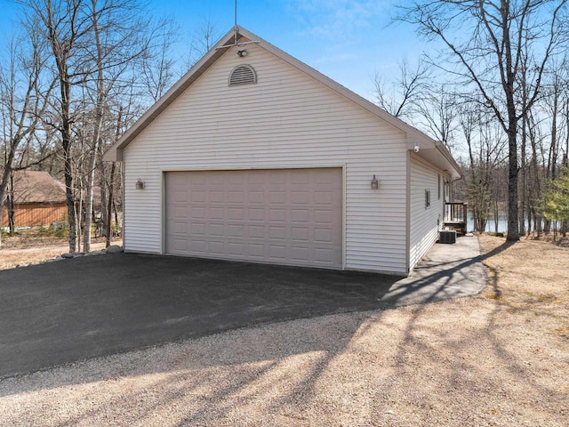 view of detached garage