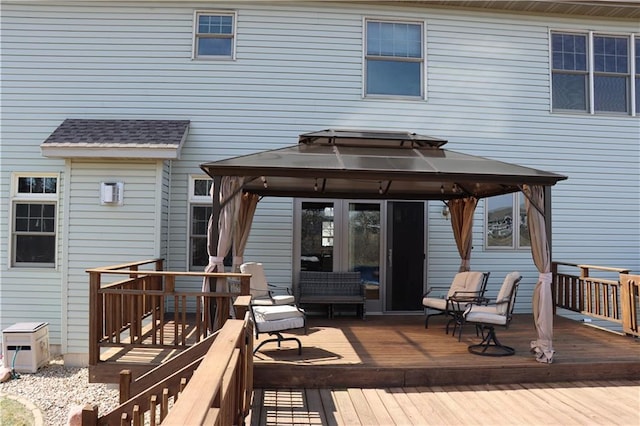 925 Bluff View Cir, Chippewa Falls, WI 54729 - deck featuring a gazebo