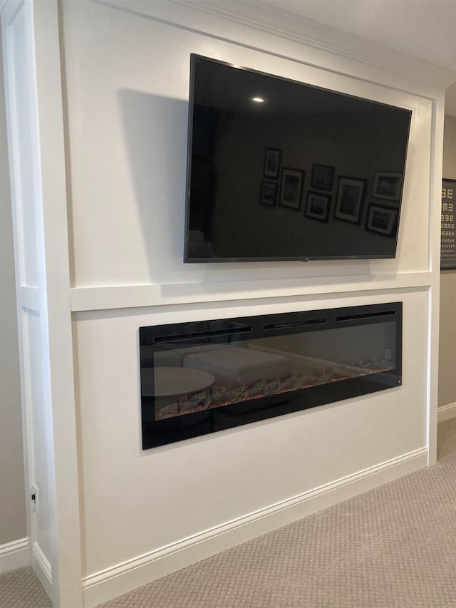 4922 Saint Annes Dr, Waunakee, WI 53597 - interior details with carpet flooring and baseboards