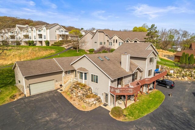 drone / aerial view with a residential view