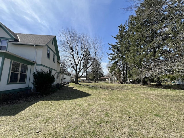 201 Bonito St, Walworth, WI 53184 - view of yard