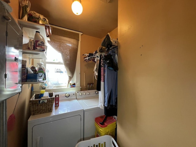 201 Bonito St, Walworth, WI 53184 - laundry area with washing machine and clothes dryer and laundry area