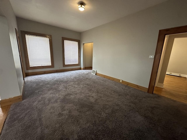 3313 W Kilbourn Ave, Milwaukee, WI 53208 - carpeted spare room featuring visible vents and baseboards
