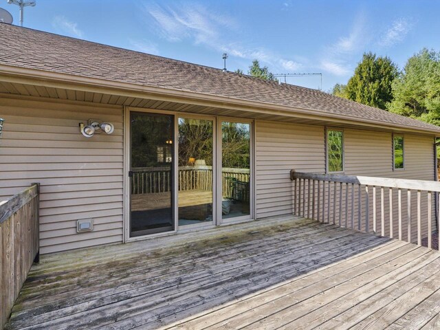 W7436 County Road V, Cascade, WI 53011 - view of deck