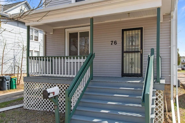 76 E Johnson St, Fond Du Lac, WI 54935 - entrance to property featuring covered porch