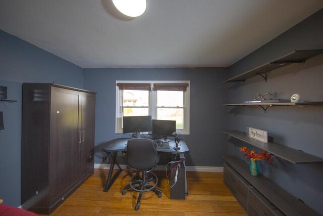 2607 King James Way, Fitchburg, WI 53719 - office space with baseboards and light wood finished floors