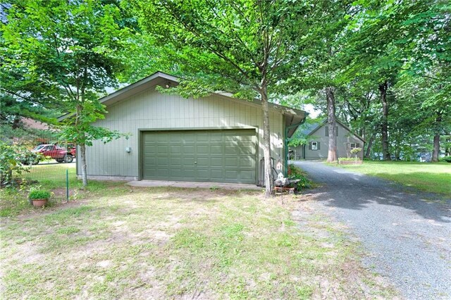 6756 Deer Track Rd, Siren, WI 54872 - detached garage featuring fence