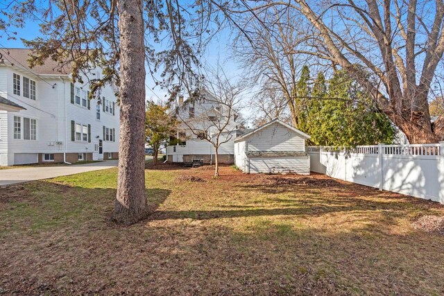 view of yard with fence