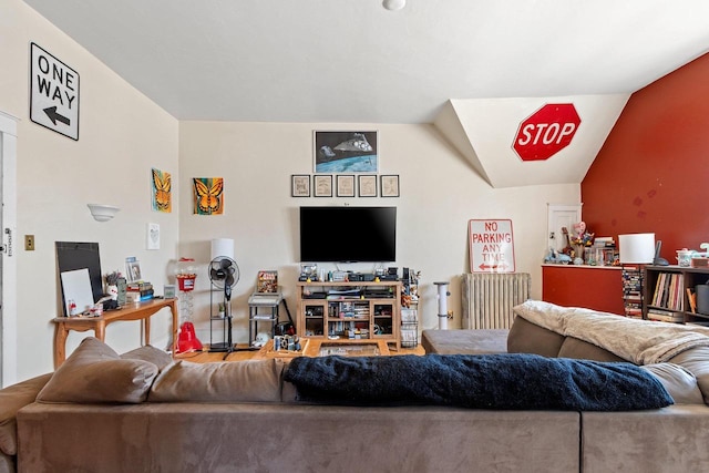 303 N Ashland Ave, Green Bay, WI 54303 - view of living room