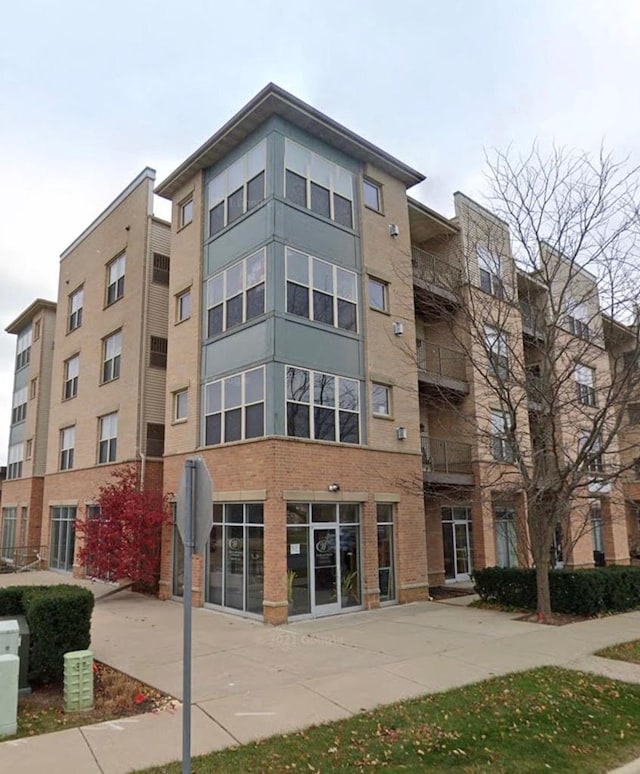 8201 Mayo Dr Unit 301, Madison, WI 53719 - view of building exterior