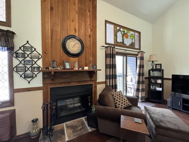 4 Hawthorn Trl, Wisconsin Dells, WI 53965 - living room with a glass covered fireplace