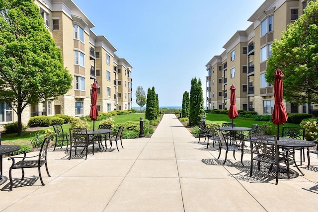 1300 N Prospect Ave Unit 120, Milwaukee, WI 53202 - view of home's community featuring outdoor dining space