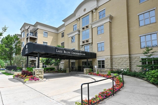 1300 N Prospect Ave Unit 120, Milwaukee, WI 53202 - view of building exterior