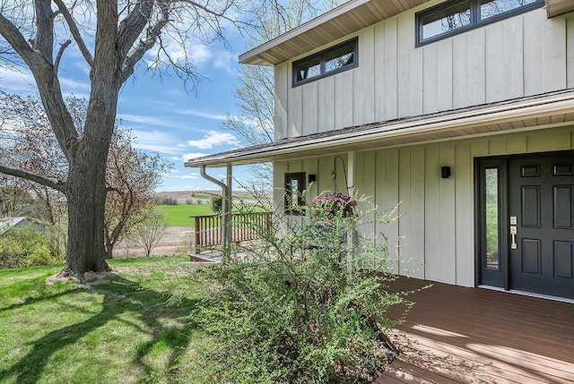 8226 Scott Rd, Cross Plains, WI 53528 - property entrance featuring a lawn