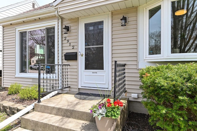 view of property entrance