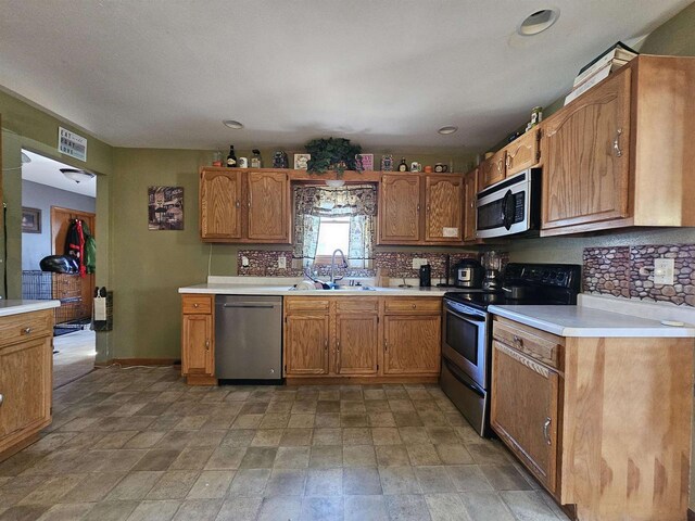 713 Dewitt St, Portage, WI 53901