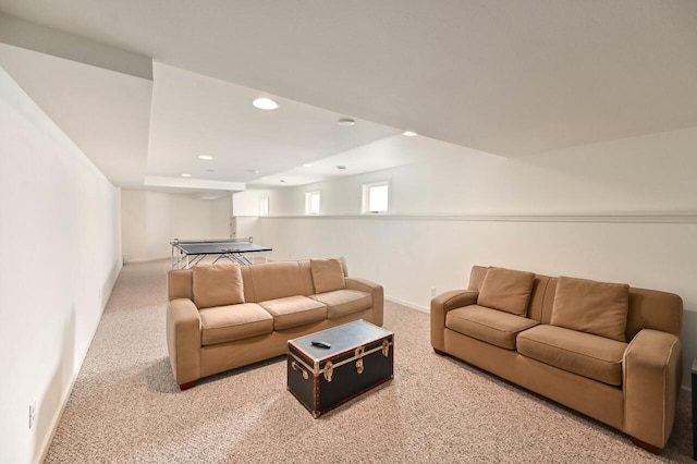 living area with baseboards, carpet, and recessed lighting