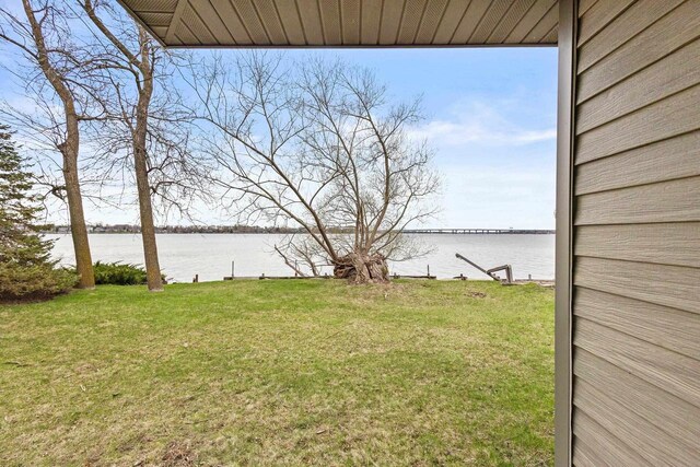 2108 Woodlawn Ln, Appleton, WI 54914 - view of yard featuring a water view