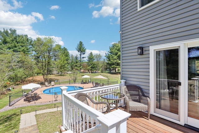 911 Fawn Ct, Wisconsin Dells, WI 53965 - deck with a patio area