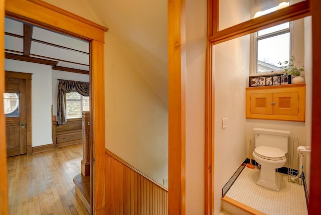 1324 Washington Ave, Oshkosh, WI 54901 - corridor featuring light wood-style flooring
