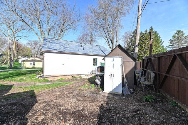 4308 W Dr, Delavan, WI 53115 - view of shed featuring fence