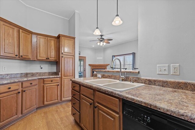 652 Pleasantwood Dr Unit 4, Kewaskum, WI 53040