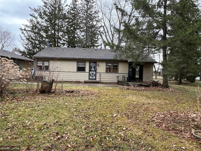 318 2nd Ave, Milltown, WI 54858 - view of front facade featuring a front yard