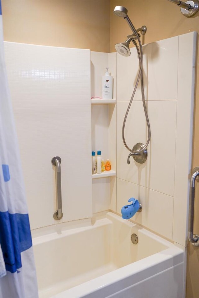 2005 Hollister Ave, Tomah, WI 54660 - full bath featuring shower / tub combo