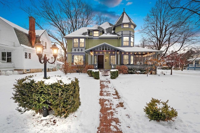 745 S Quincy St, Green Bay, WI 54301 - view of victorian-style house
