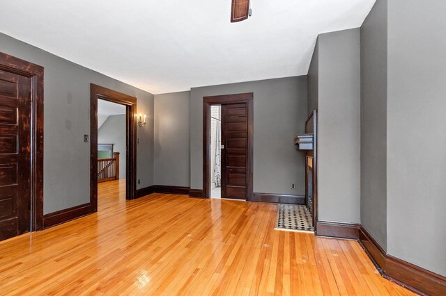 745 S Quincy St, Green Bay, WI 54301 - entrance foyer featuring baseboards and light wood-type flooring