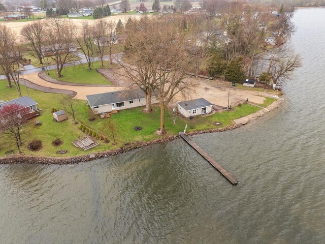 W2138 Melmar Dr, Markesan, WI 53946 - aerial view featuring a water view