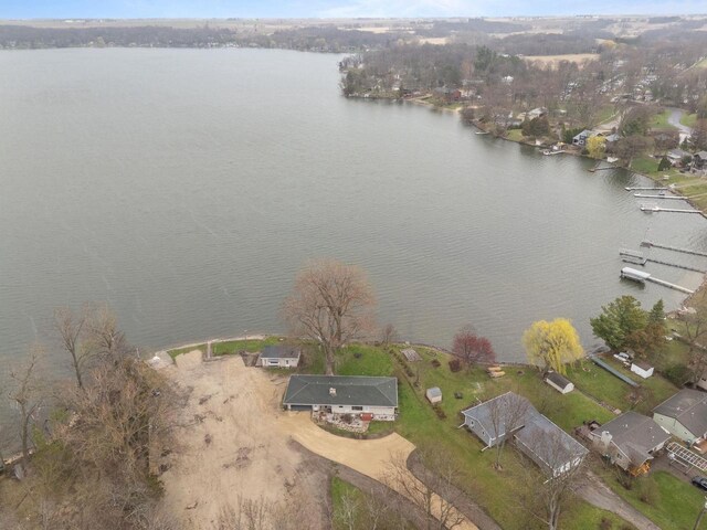 W2138 Melmar Dr, Markesan, WI 53946 - birds eye view of property featuring a water view