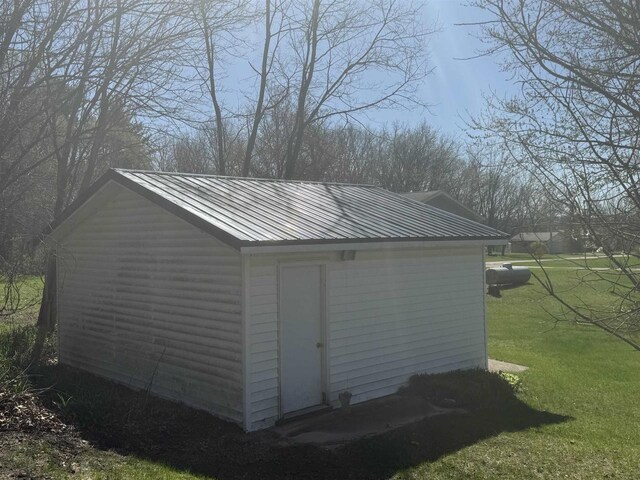 34103 Putnam St, Muscoda, WI 53573 - view of outbuilding featuring an outdoor structure