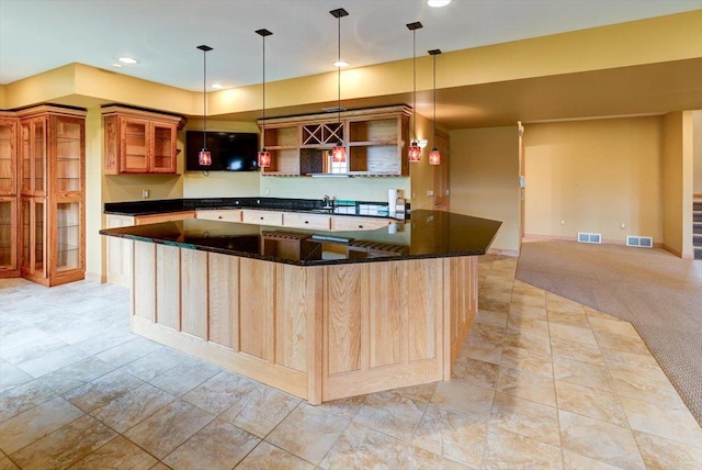 457 Union Rd, Brooklyn, WI 53521 - kitchen with visible vents, open shelves, a sink, and recessed lighting