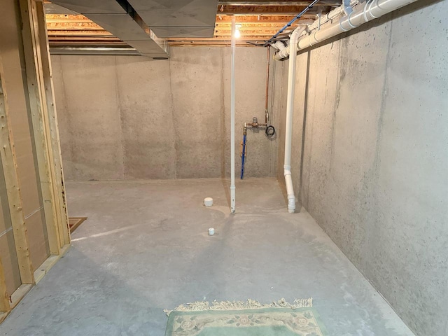 view of unfinished basement