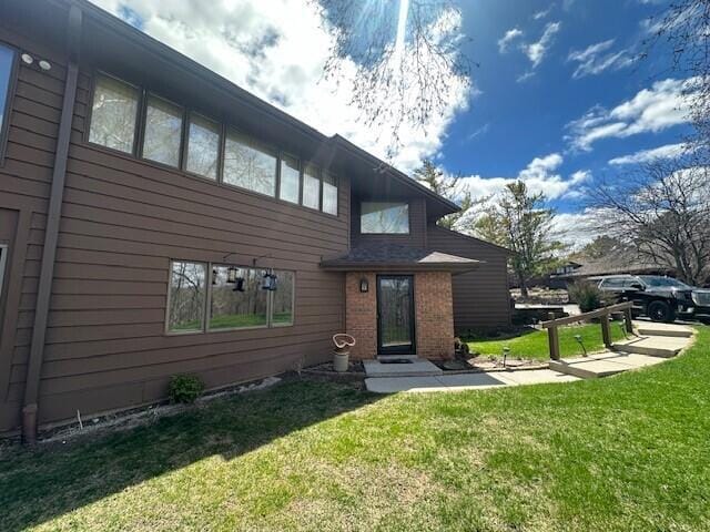 exterior space featuring a yard