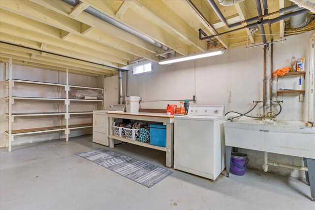 interior space featuring laundry area, washer / dryer, and a workshop area