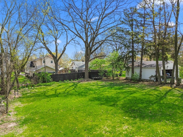 view of yard featuring fence