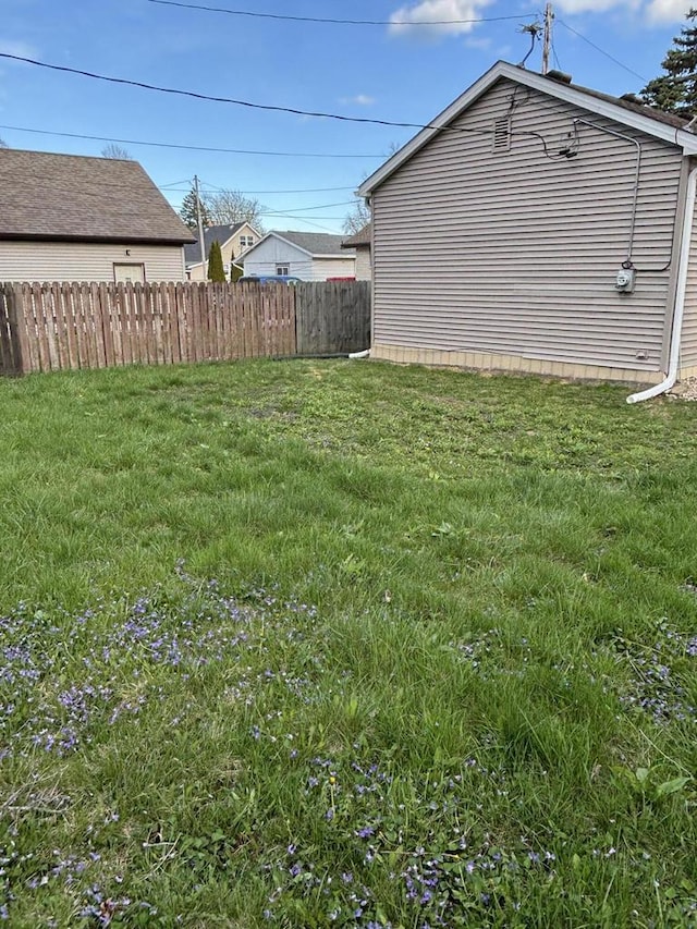 1742 Kremer Ave, Racine, WI 53402 - view of yard